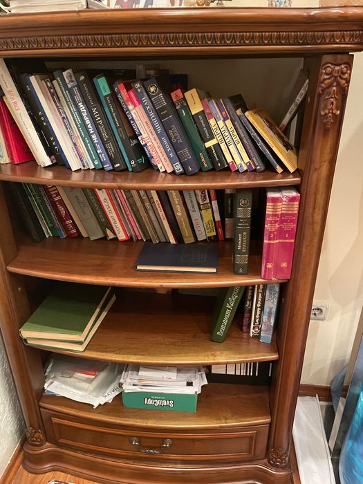 Кабинетная мебель