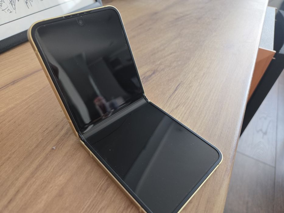 Samsung  Z flip 6 , Самсунг З флип 6