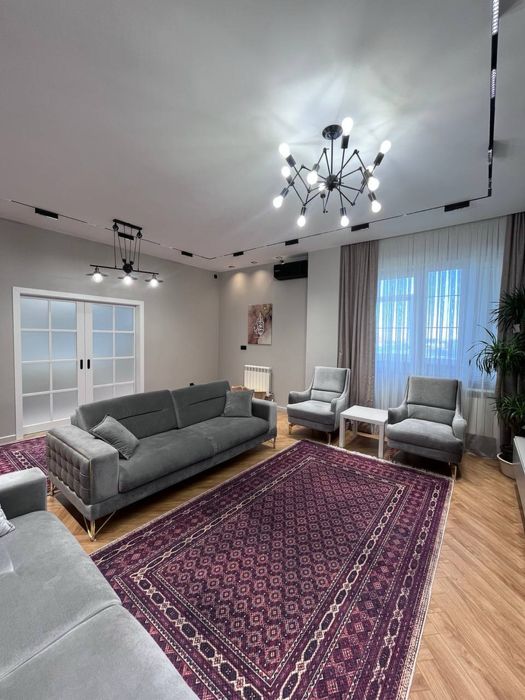 Продам 3 комн. квартиру