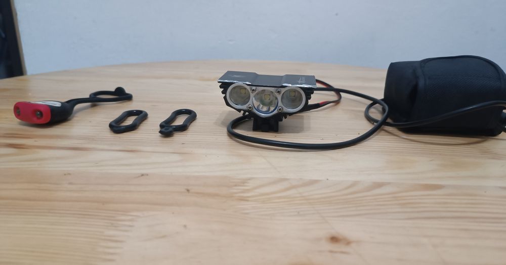 Фонарик для велосипеда Solar Storm