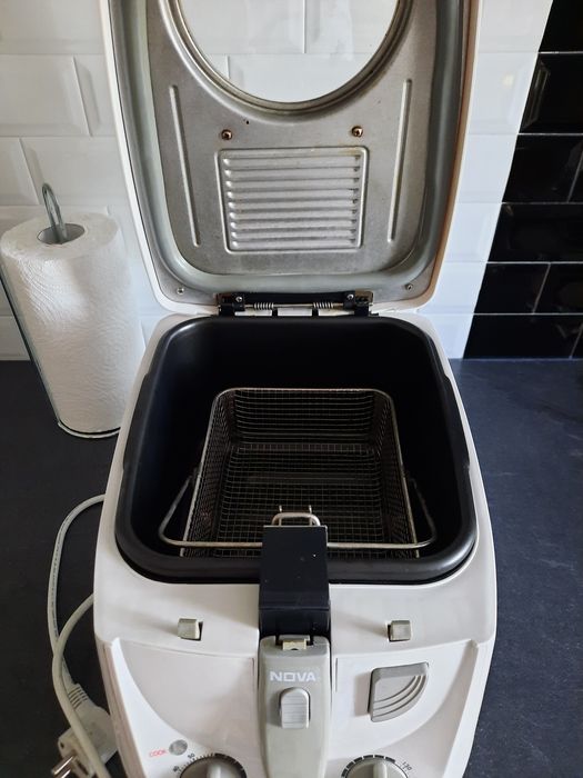 Продам фритюрницу бу