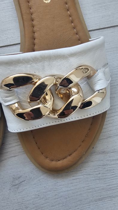 Valentino нови чехли