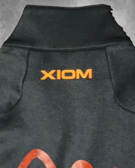 De vânzare Geacă sport XIOM x HANNO, negru cu portocaliu, unisex.