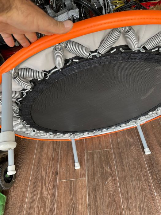 Trambulină pentru adulți