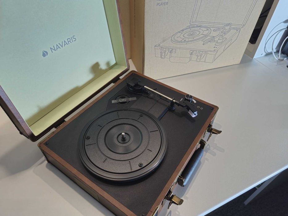Pick-up Navaris Retro Record Player –  Nou Full Box