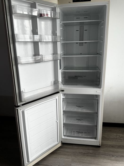 Продам холодильник LG