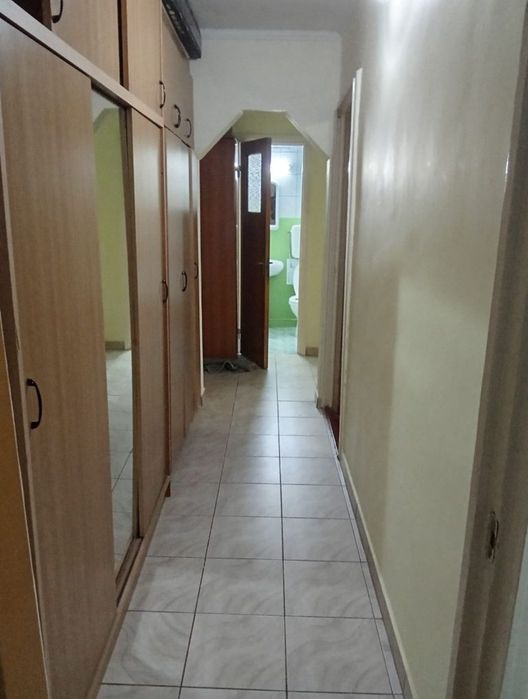 Inchiriere apartament 2 Camere, decomandat, Titan