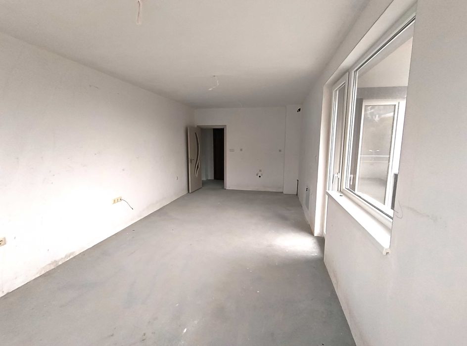 Продава се Тристаен апартамент в Стара Загора, ОРБ - 116 кв.м за 1018 €/кв.м - Снимка #1