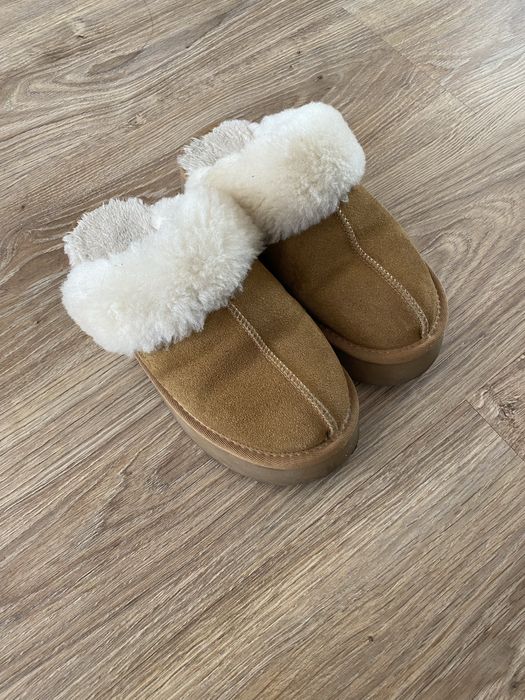 Отдам даром обувь