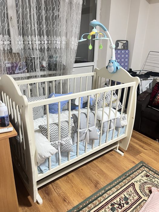 Продам манеж в хорошем