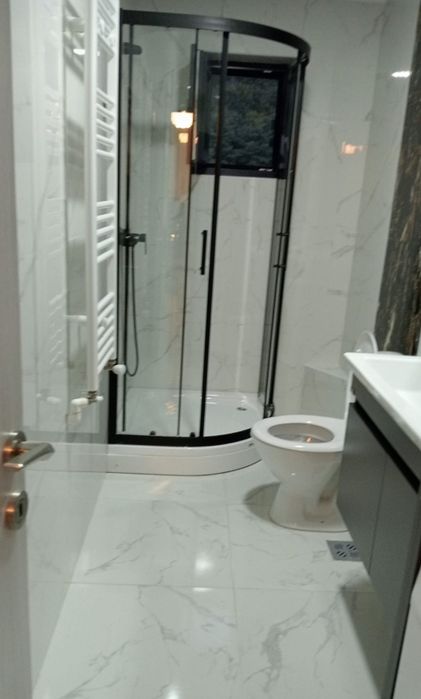 Închiriez garsonieră