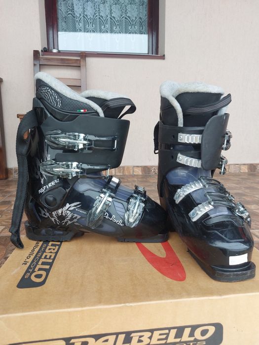 Clăpari schi Dalbello Aspire, flex 55, stare foarte bună, cu cutie