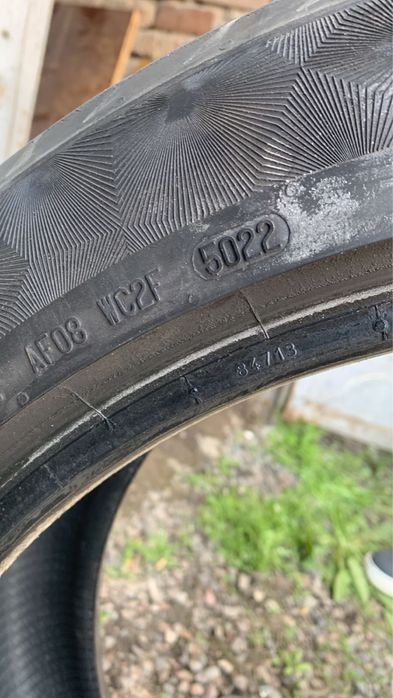 Продам лето резину r20