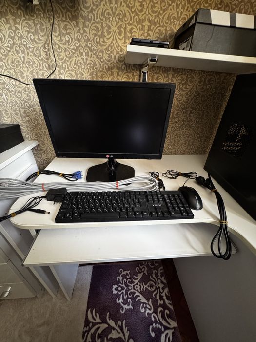 LG kompyuter komplekt sotiladi