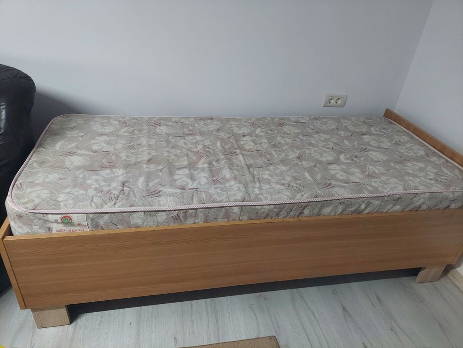 Vand pat 1 persoana