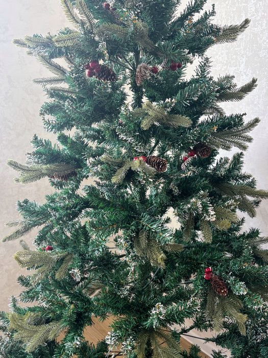 Икусственная елка