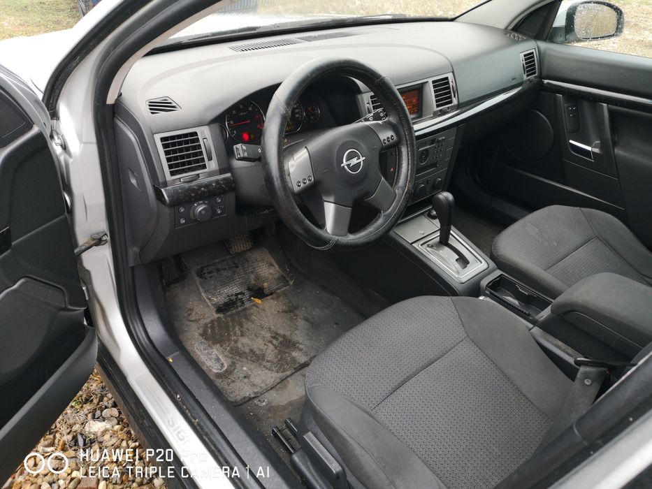 Опел Сигнум 2.2 DTI автомат НА ЧАСТИ