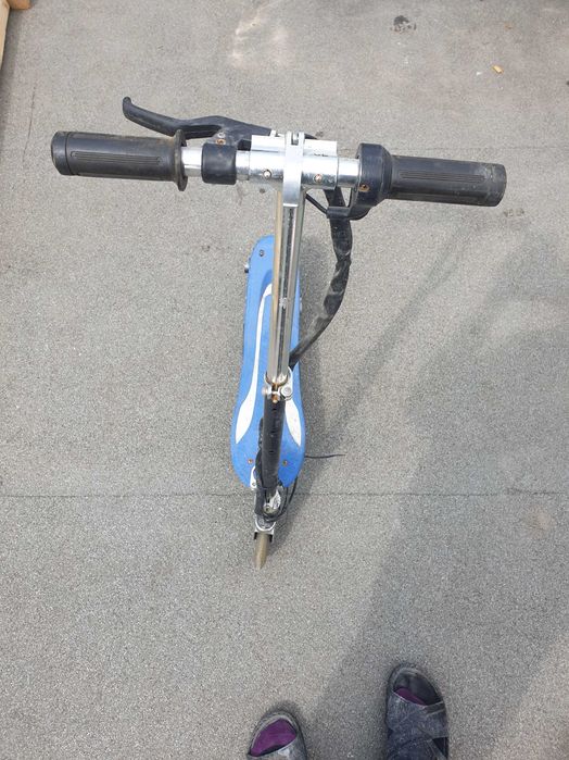 скутер без зарядно не работи, Внос от Англия