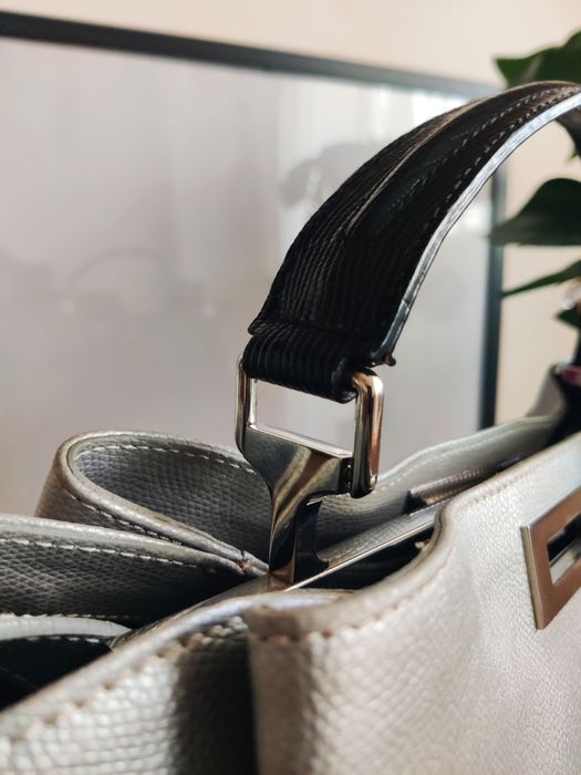 Geanta din piele gri/ argintiu