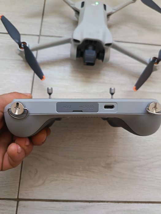 Vand drona DJI mini 3 fly more combo