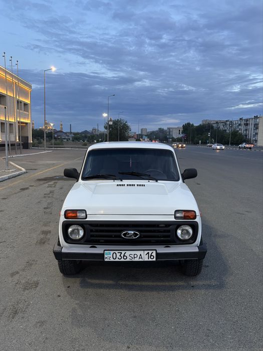Lada niva21214 продам срочно