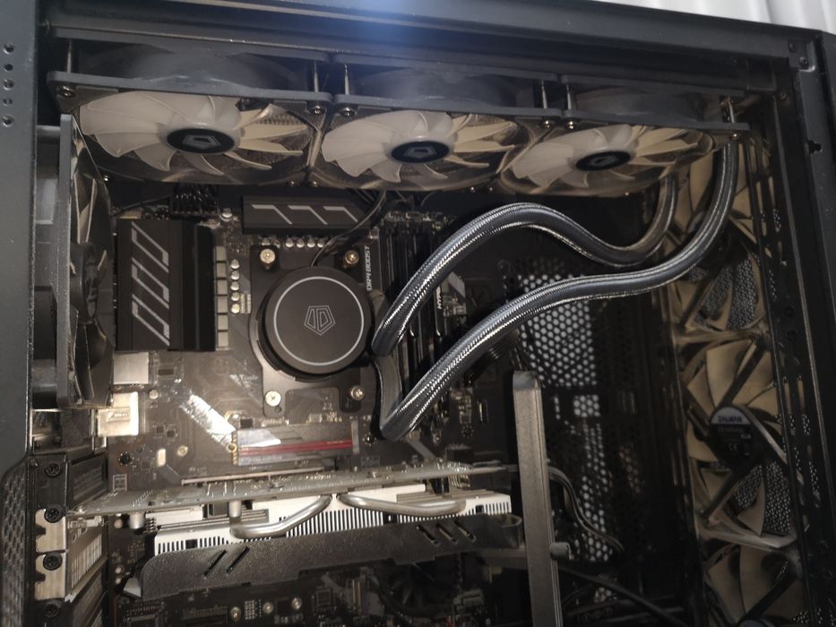 Компьютер на ryzen 7 5800x3d