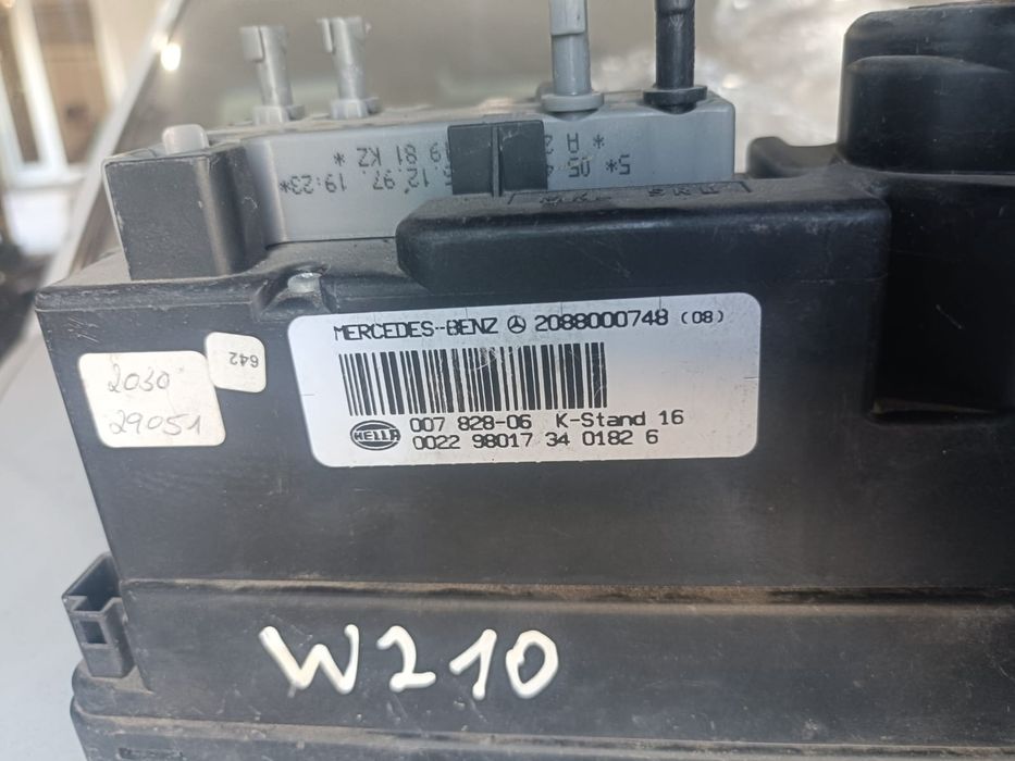 Компрессор центрального замка Мерседес