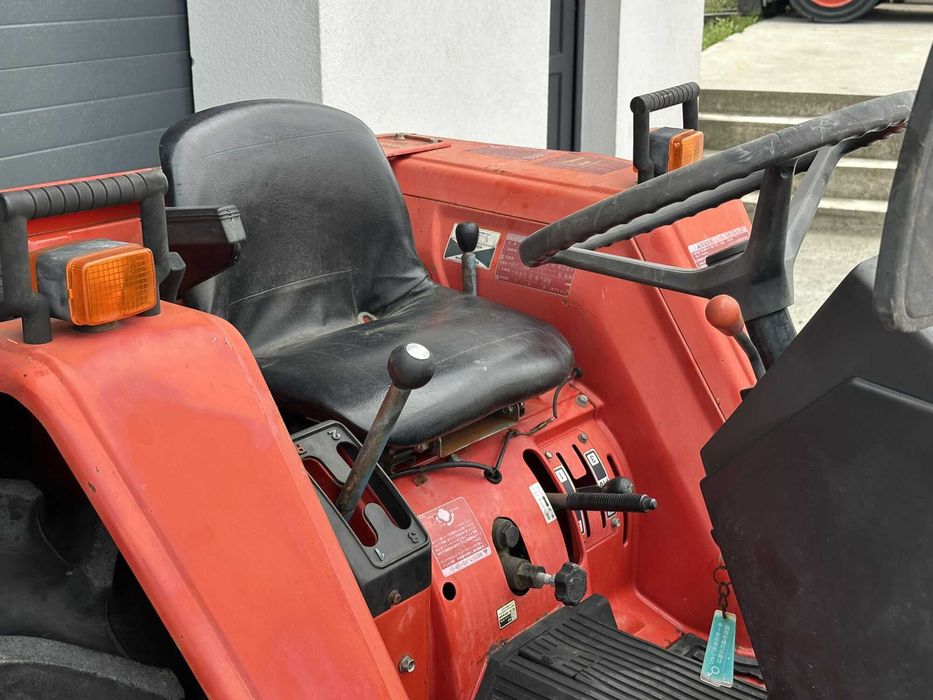 Tractor Japonez Yanmar F20E de 20 CP, 2X4