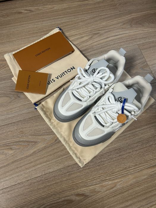 Louis Vuitton Skate Grey