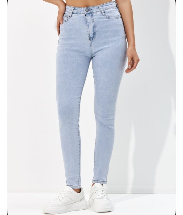 Платье и джинсы скинни