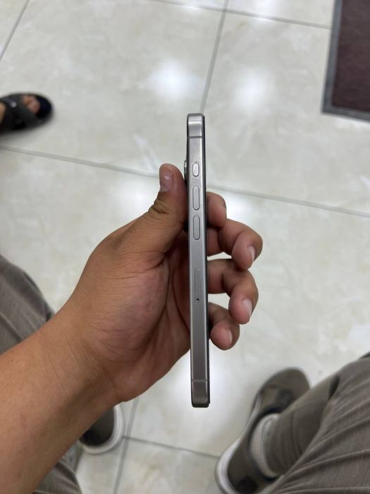 Iphone 15 pro 128 xotira