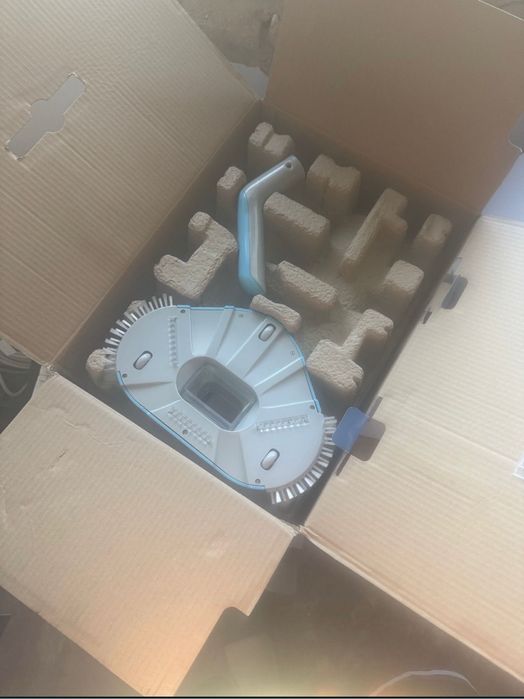 Aspirator Tilvex pentru piscine si spa nou