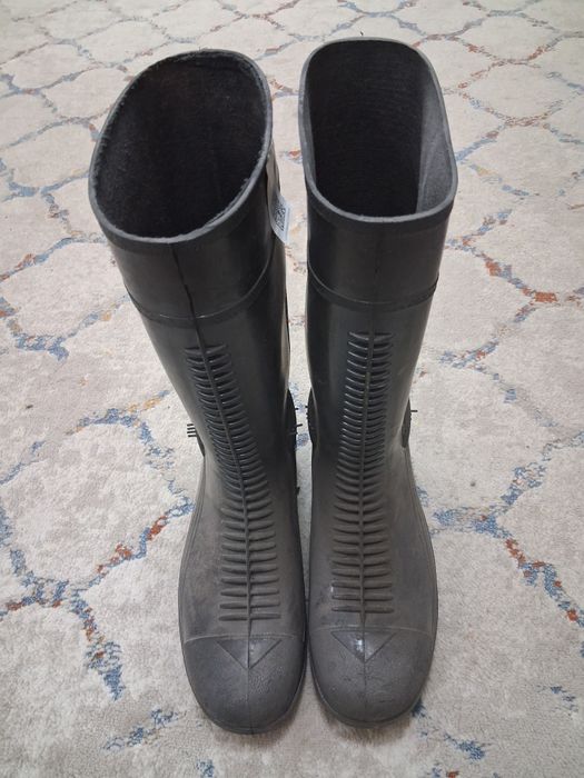 Сапоги резинвые новый