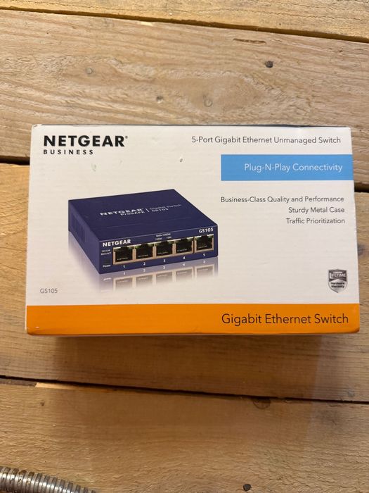 Switch NETGEAR G1505 - 5 porturi
