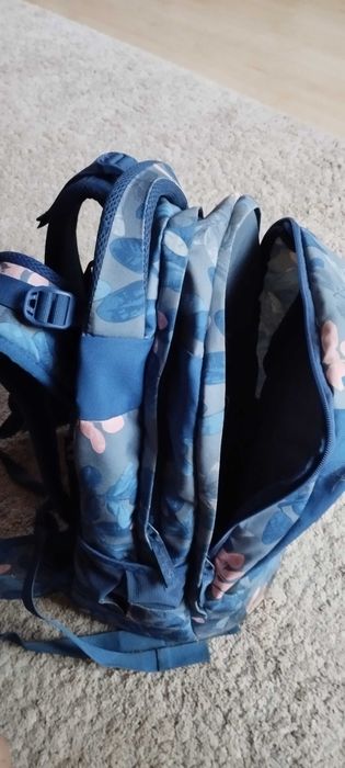 vand ghiozdane ergonomice cu geanta sport asortata