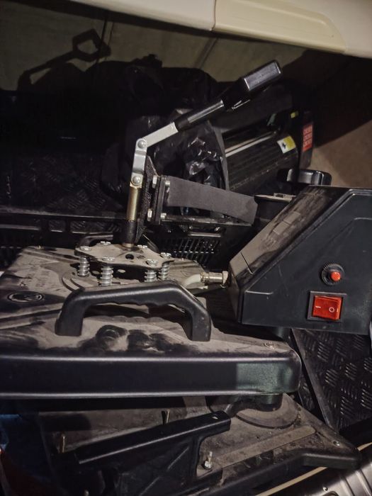 Cutter plotter presa termică pt tricouri căni farfurii etc