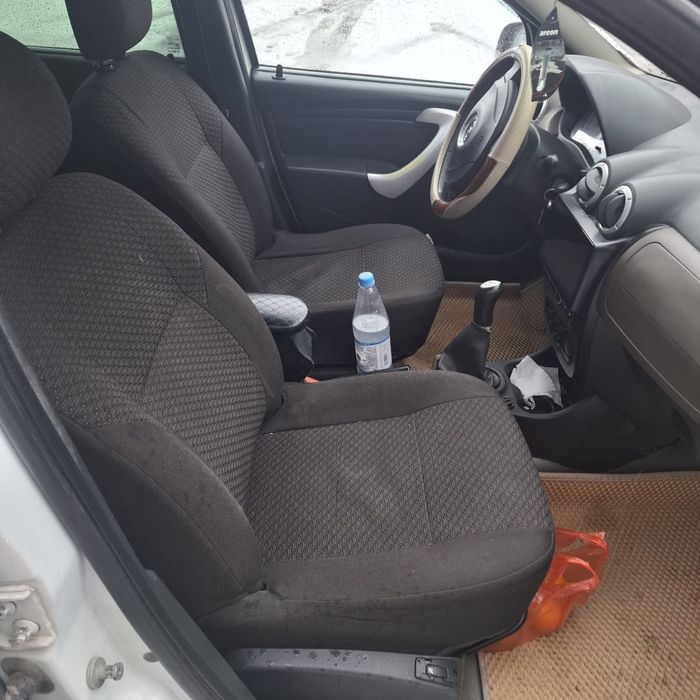 Продам ларгус 2013 года