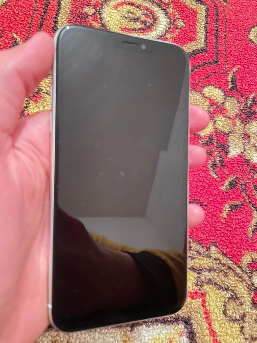 Осы айфон Хр сатлад