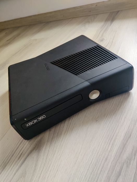 Xbox 360S "Red Button"