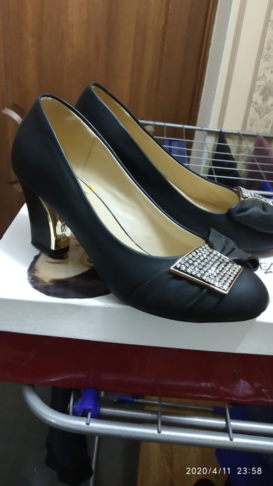 Продам туфли черного цвета