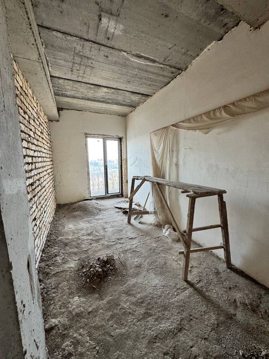 Продам квартиру в новостройке, в центре города, Лабзак корзинка, 124кв