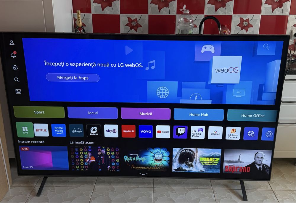 LG Smart TV 4K UHD de86 inch (217 cm