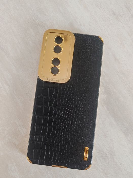 Кейс за Honor 90