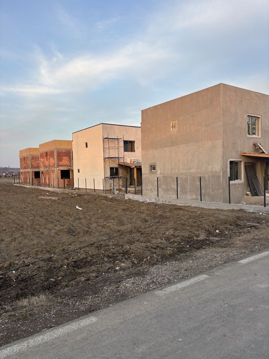 Case noi Maracineni Pret 125 000euro tva inclus pret final la cheie