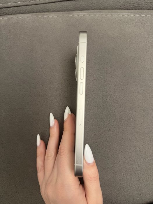 Iphone 15 pro, 128 GB, без забележки