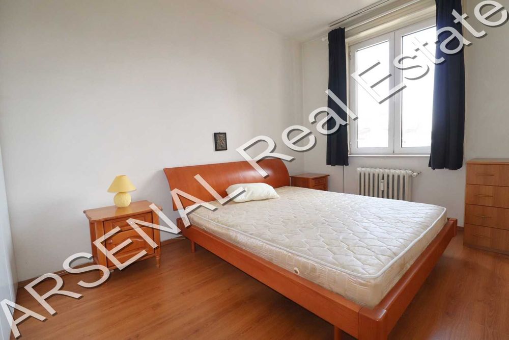 Дава се под наем Тристаен апартамент в София, Център - 90 кв.м за 700 € - Снимка #3