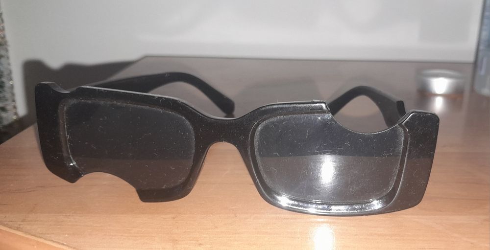 Ochelari    de   soare