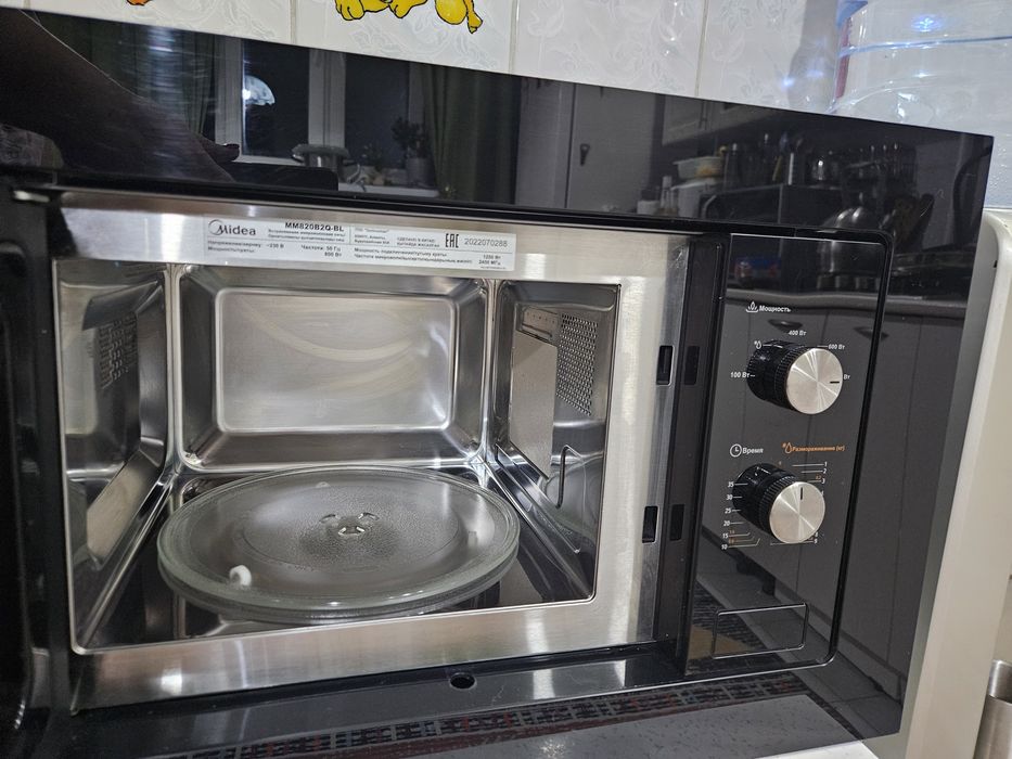 Микроволновка Midea встраиваемая бу