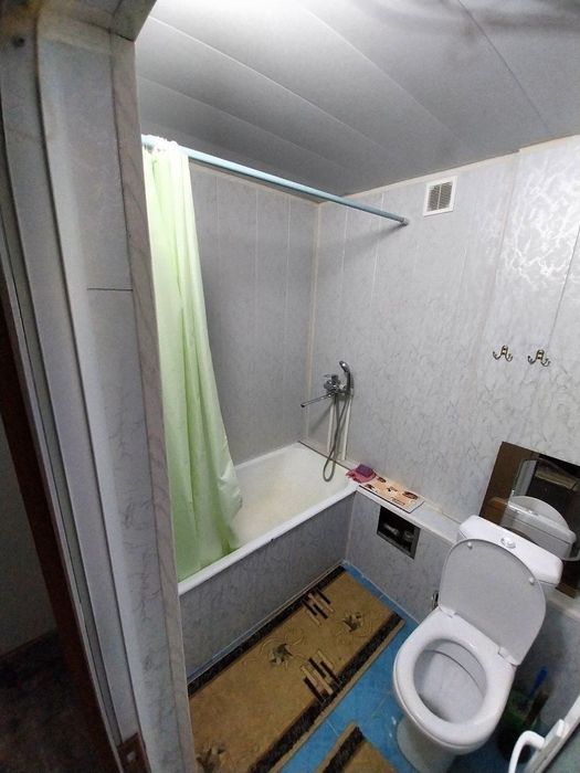 Сдам 2 ком квартиру для семьи , можно военных