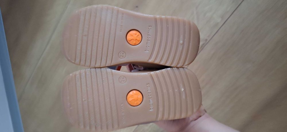 Sandale Biomecanics noi marimea 22